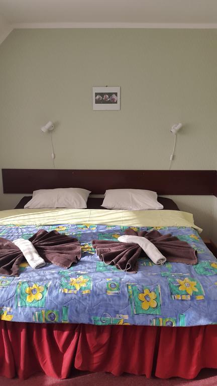 Terve Hostel Pärnu Exteriör bild