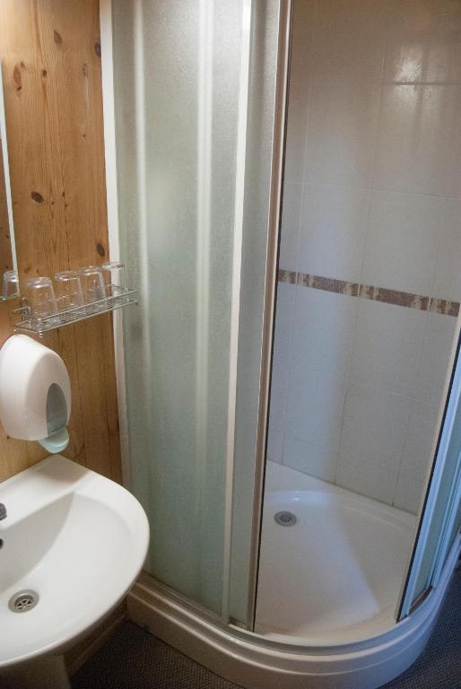 Terve Hostel Pärnu Exteriör bild