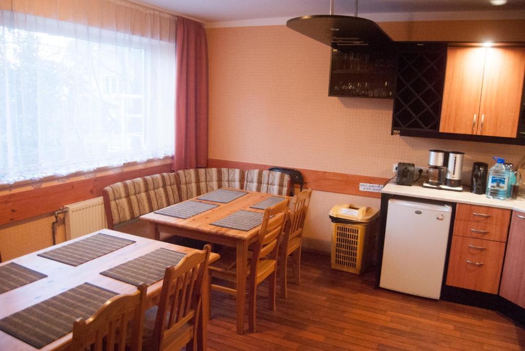 Terve Hostel Pärnu Exteriör bild
